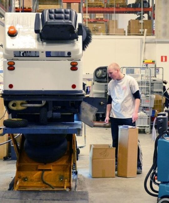 EMPLOYMENT – WORKING IN AUSTRALIA